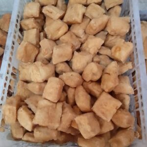 tahu pong